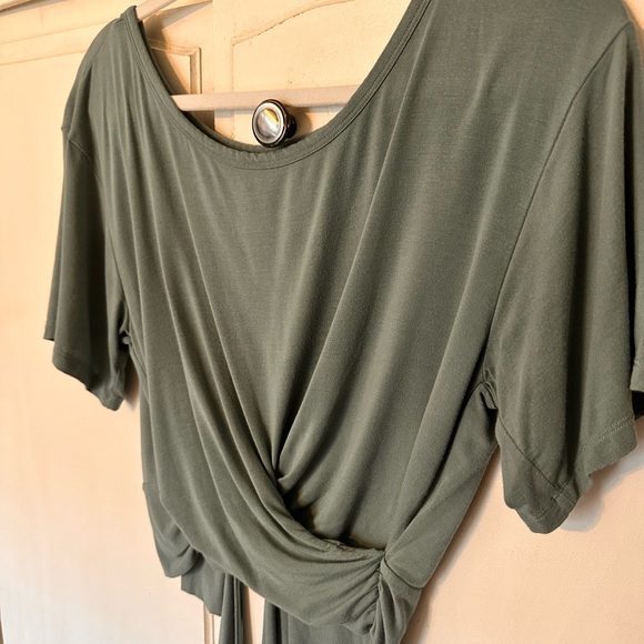 VICTORIAS SECRET Heavenly by Victoria Soft Modal Twist-tie Crop Tee - Picture 4 of 7